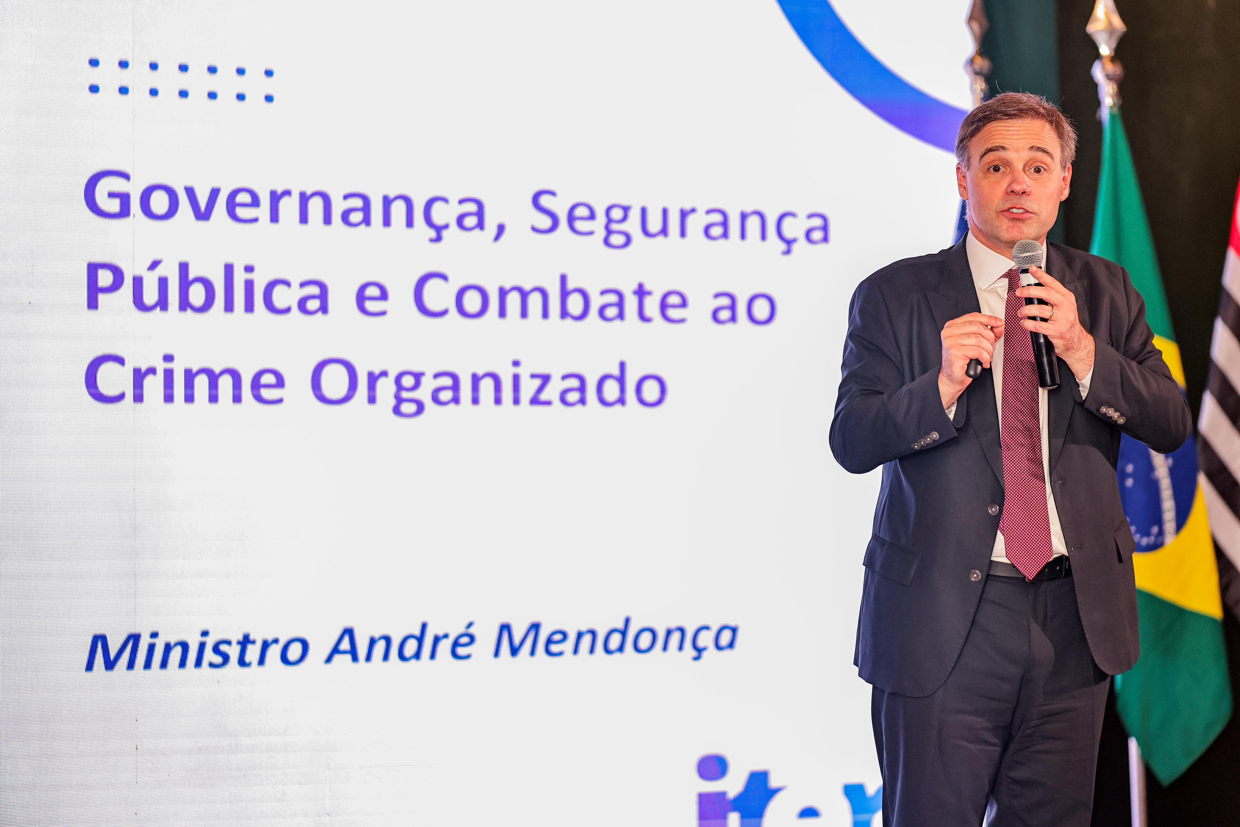 Ministro do STF André Mendonça 5.jpg