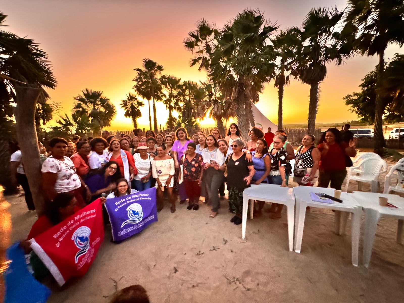 Mulheres Cajueiro da Praia 1.jpg