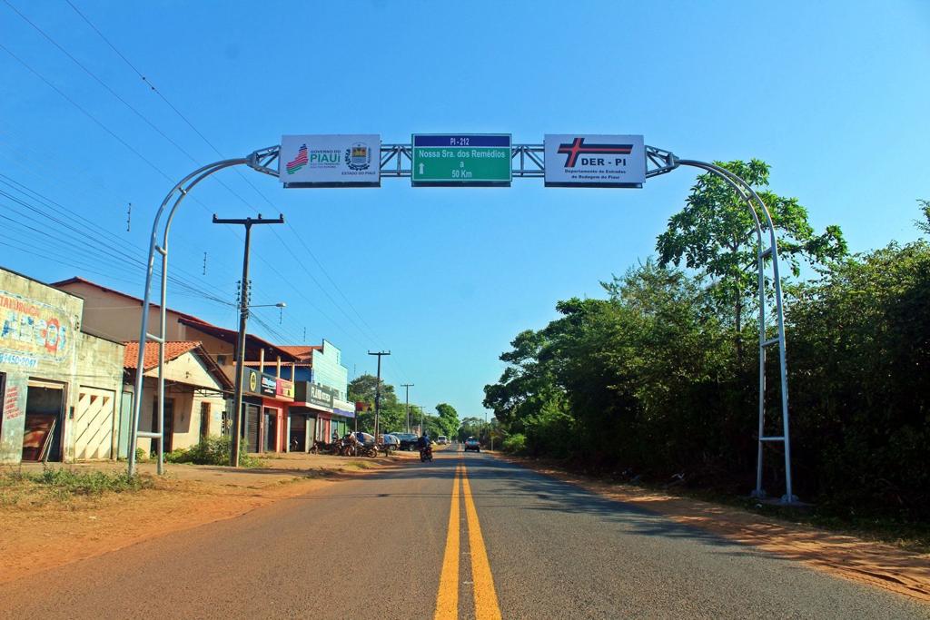 PI 212.jpg