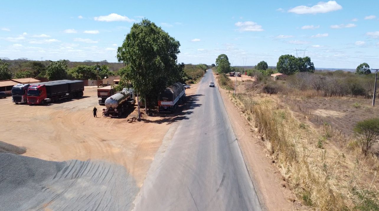 Rodovia que liga Canto do Buriti a Eliseu Martins3.jpg