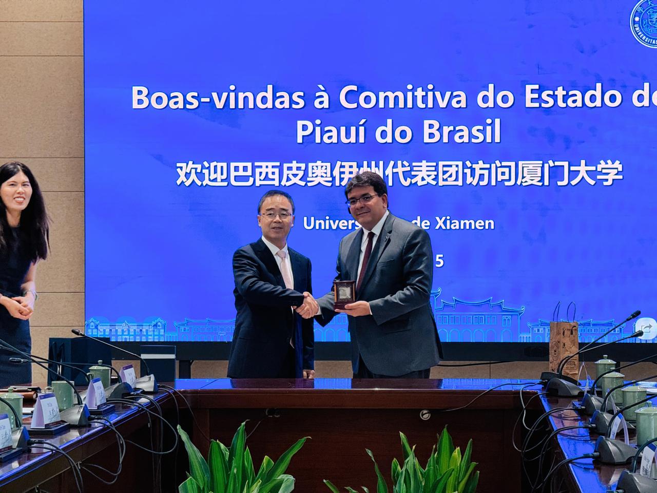 Visita a Universidade de Xiamen 11.jpg