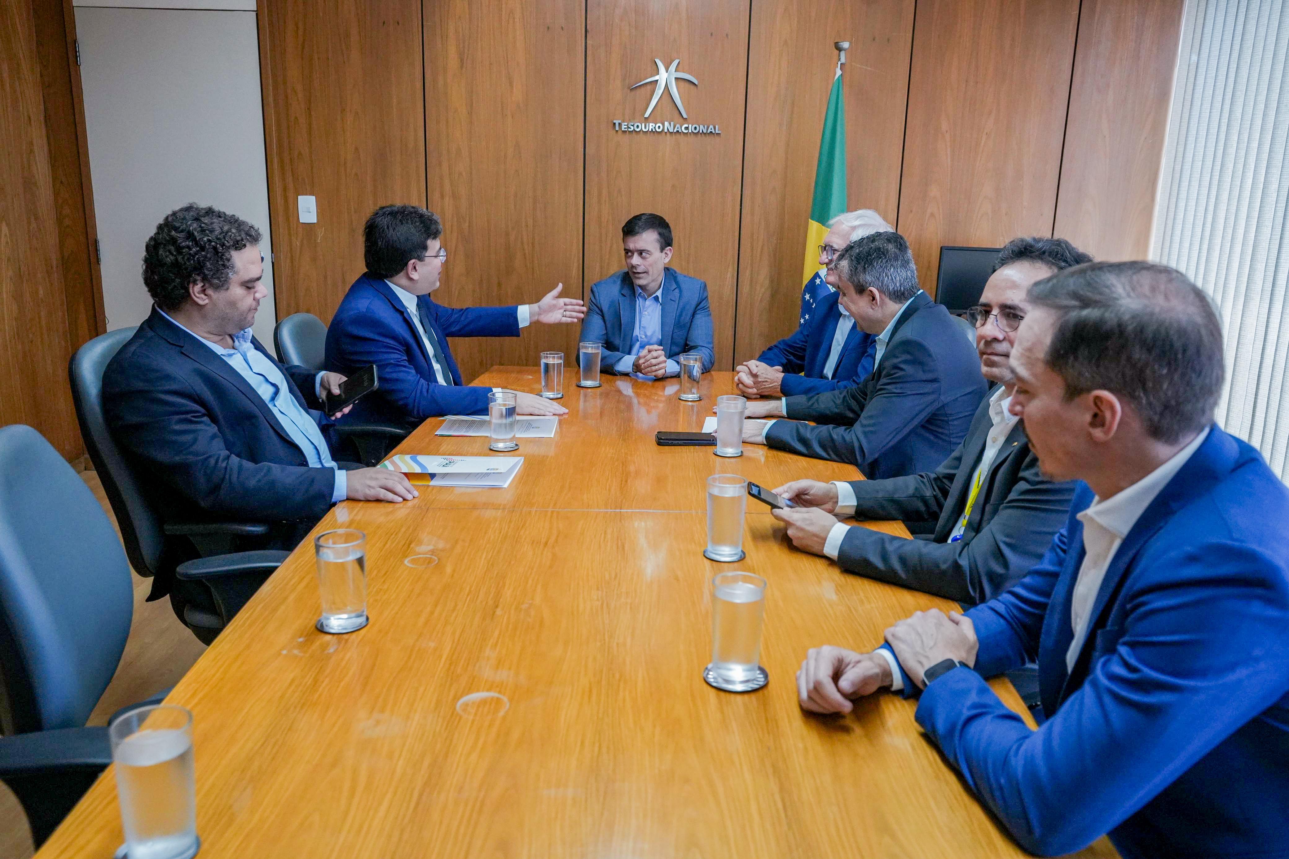 Governador assina contrato de R$ 2,5 bilhões para obras estruturantes no  Piauí - Governo do Piauí