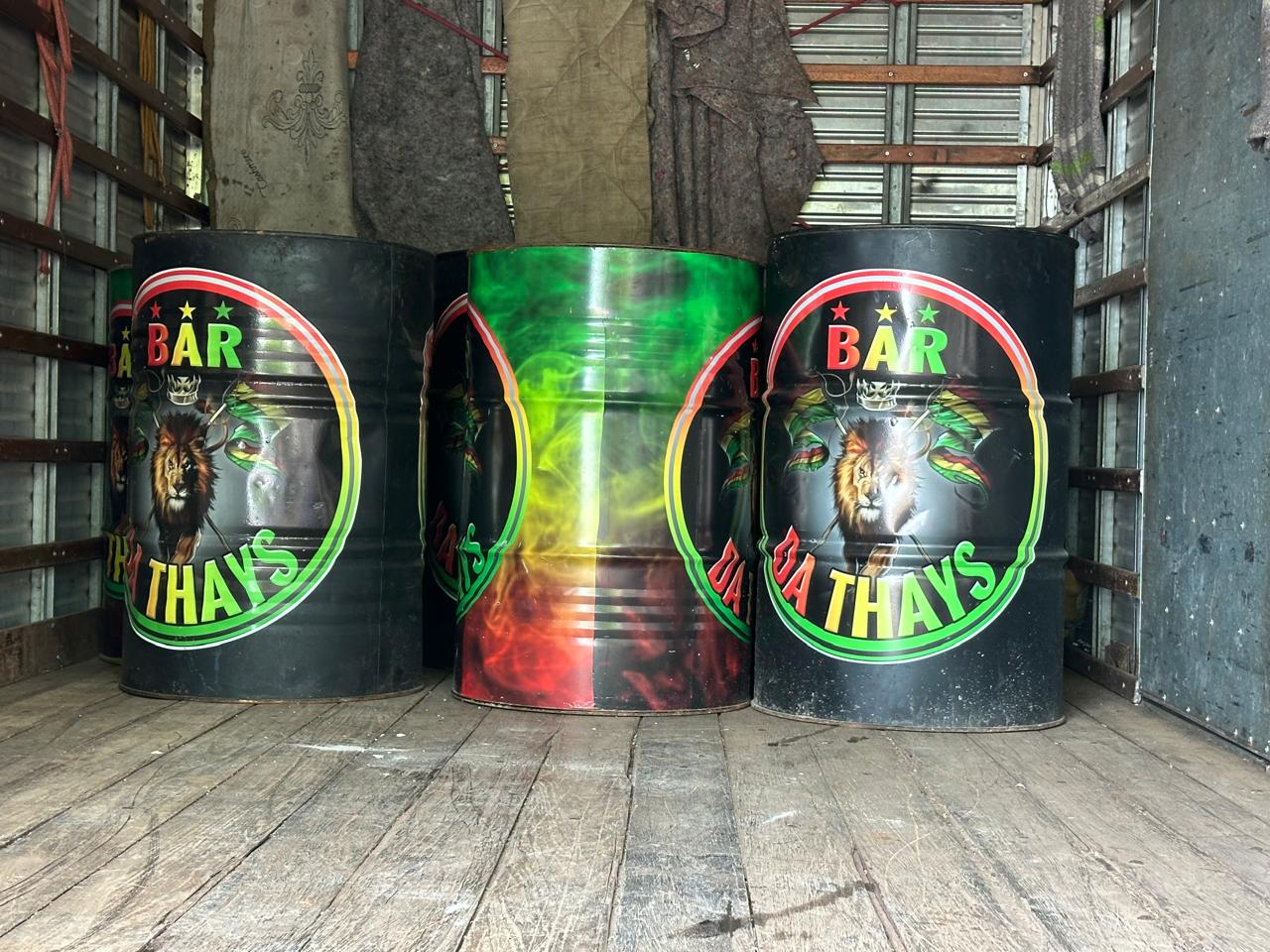 bar 1.jpg